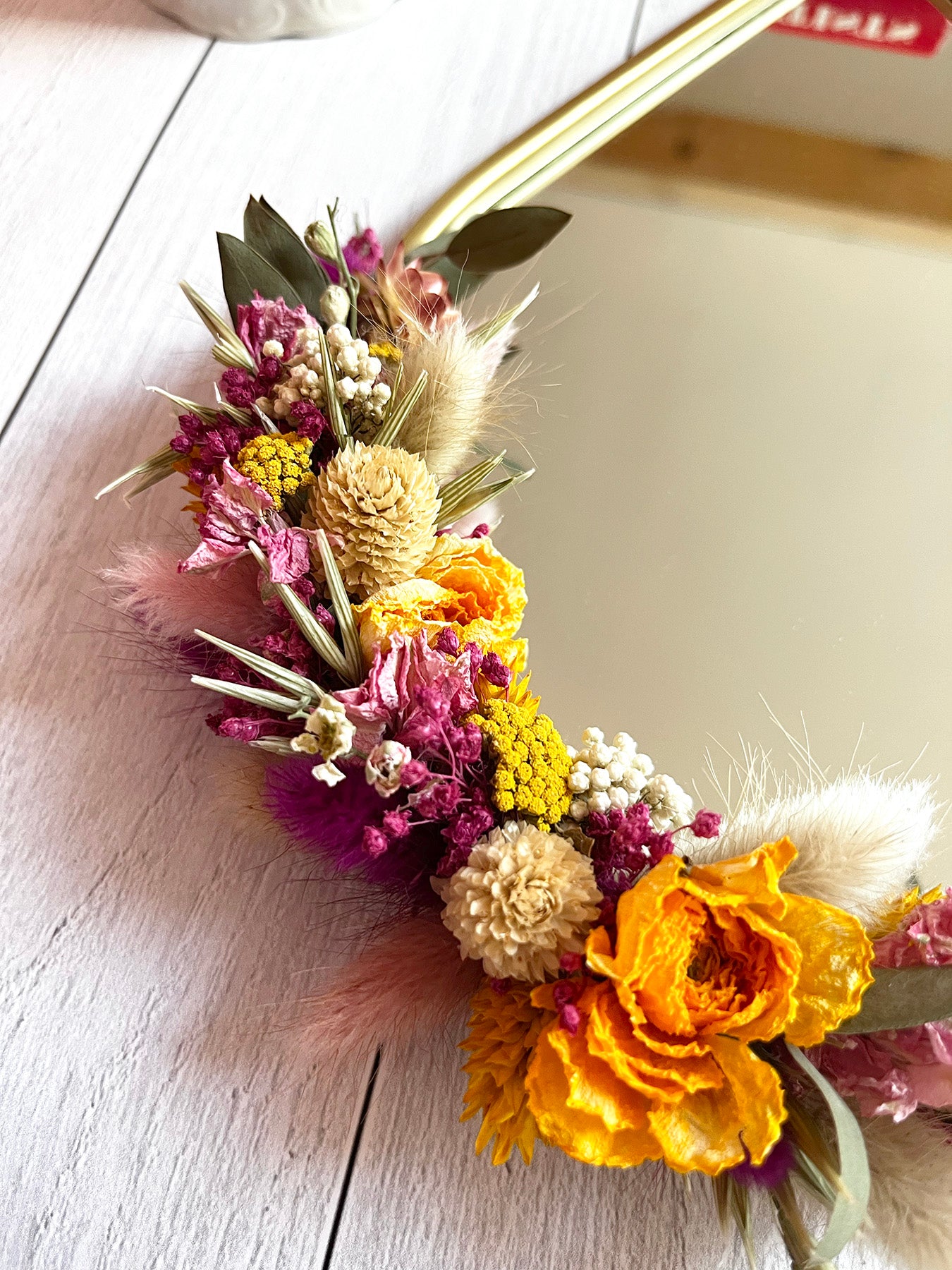 Miroir orné de fleurs séchées FRAMBOISE