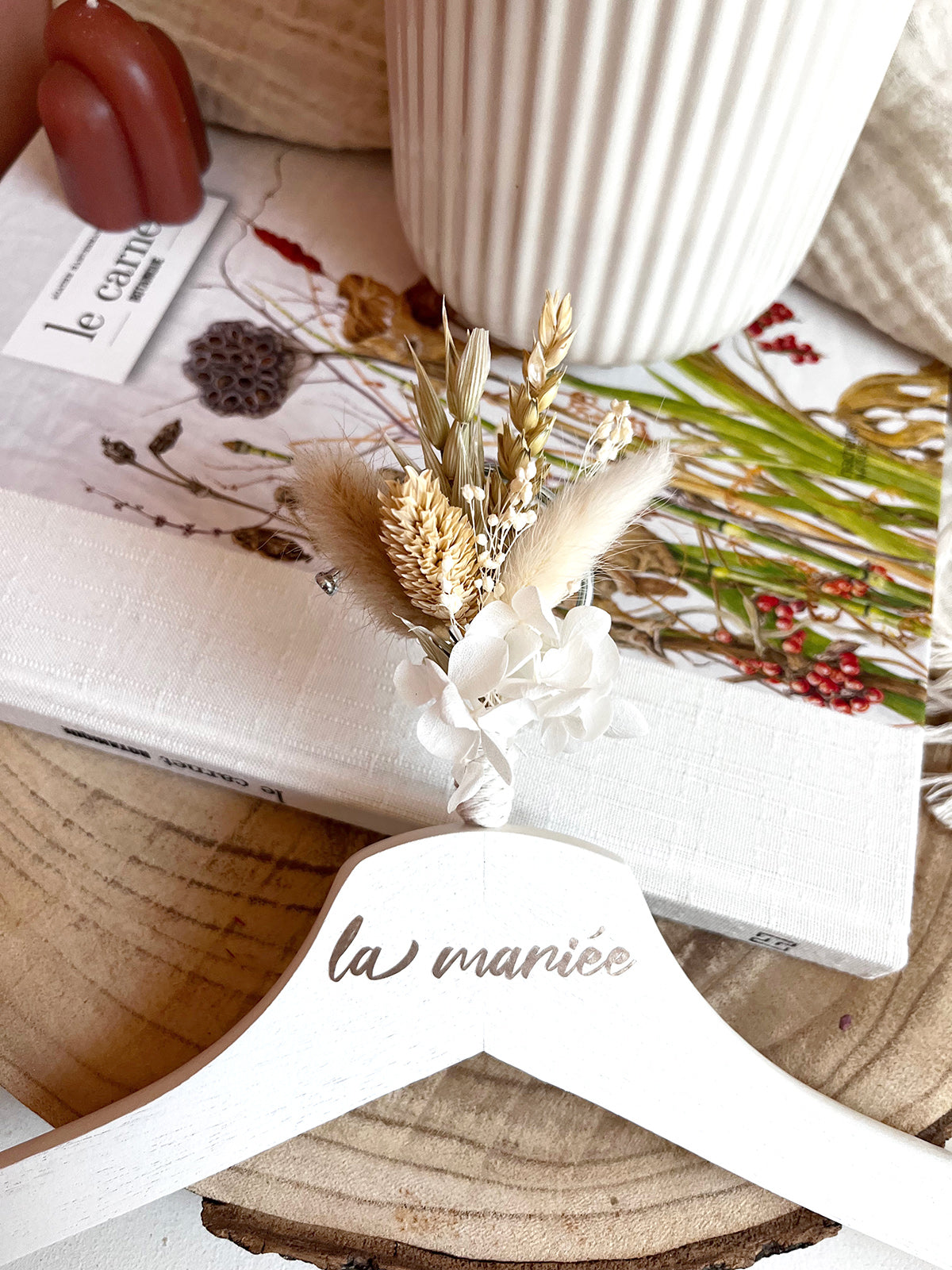 Cintre fleuri personnalisable