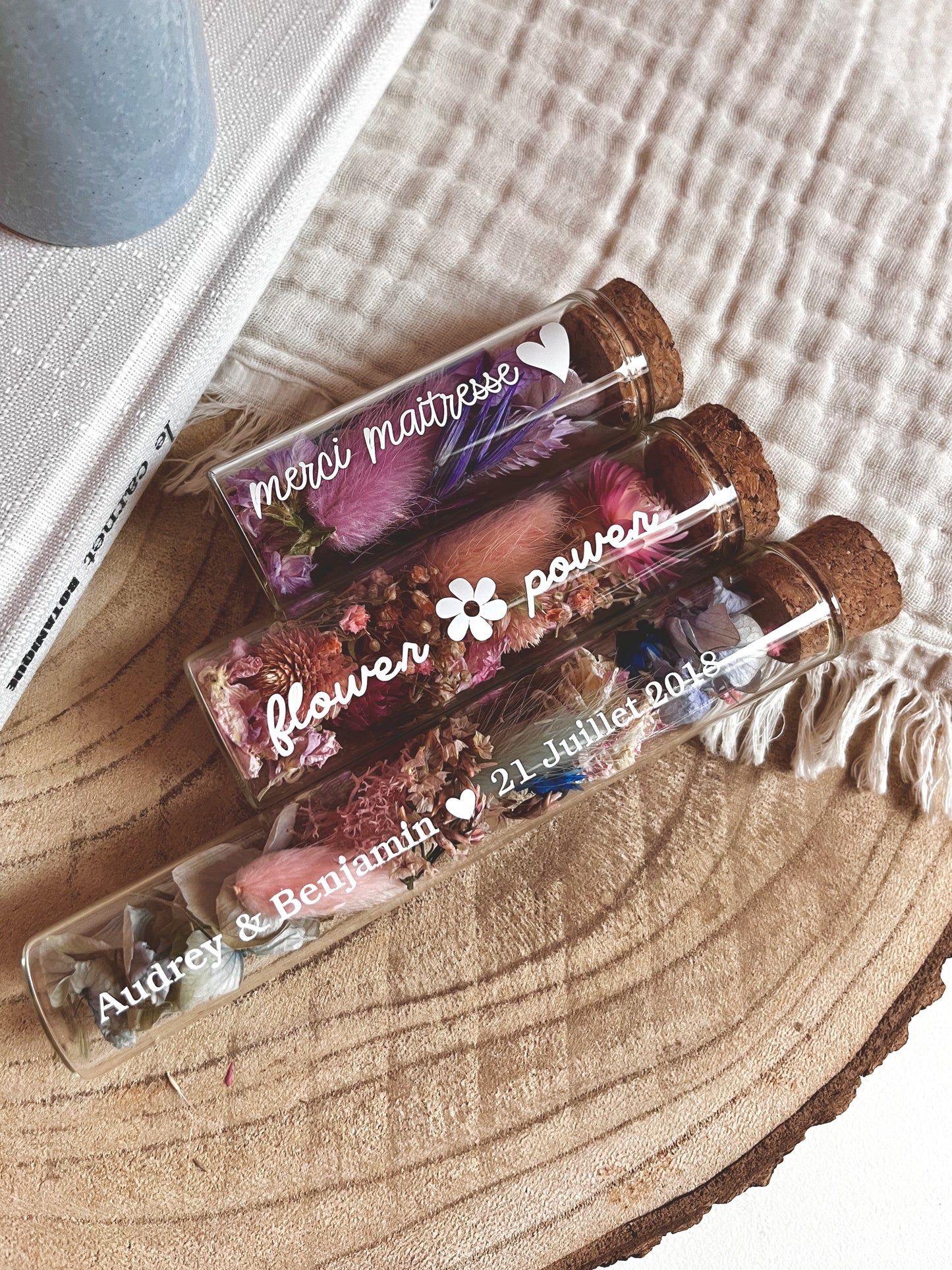 Fiole de fleurs séchées sur mesure