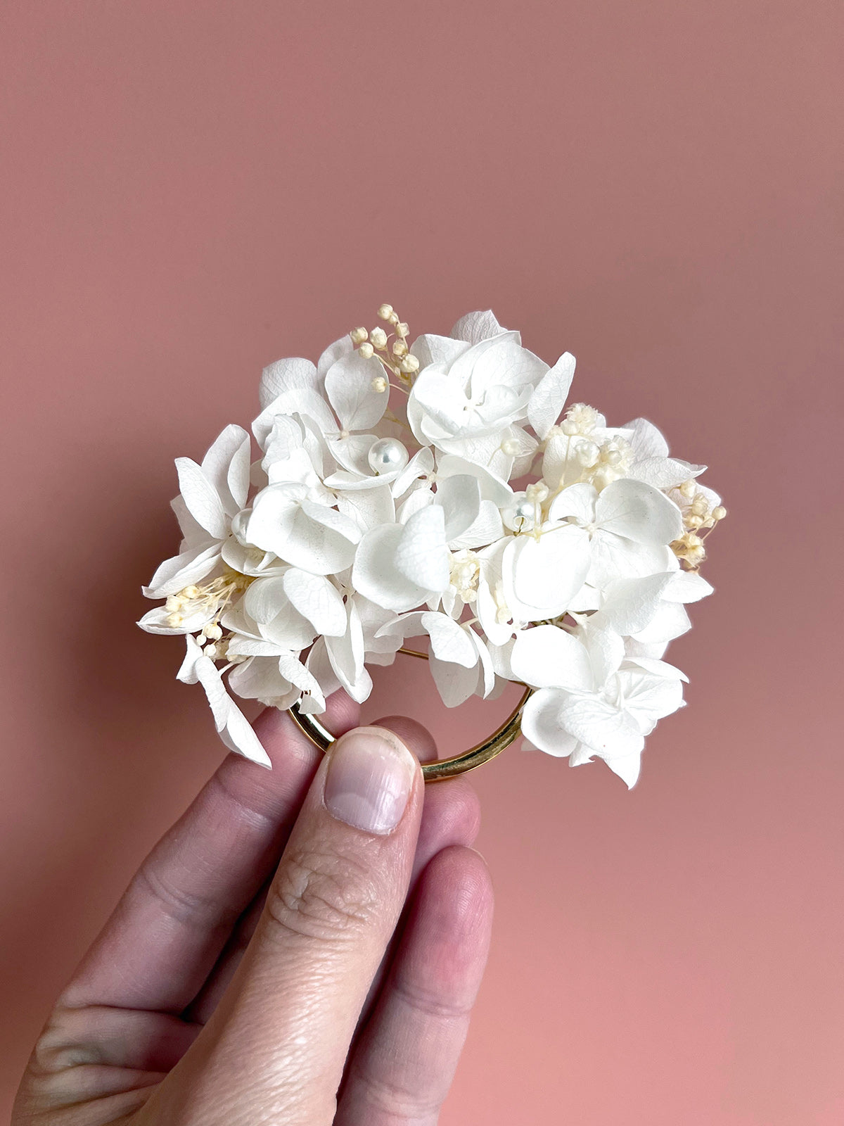 Barrette ronde en hortensia stabilisé HORTENSE