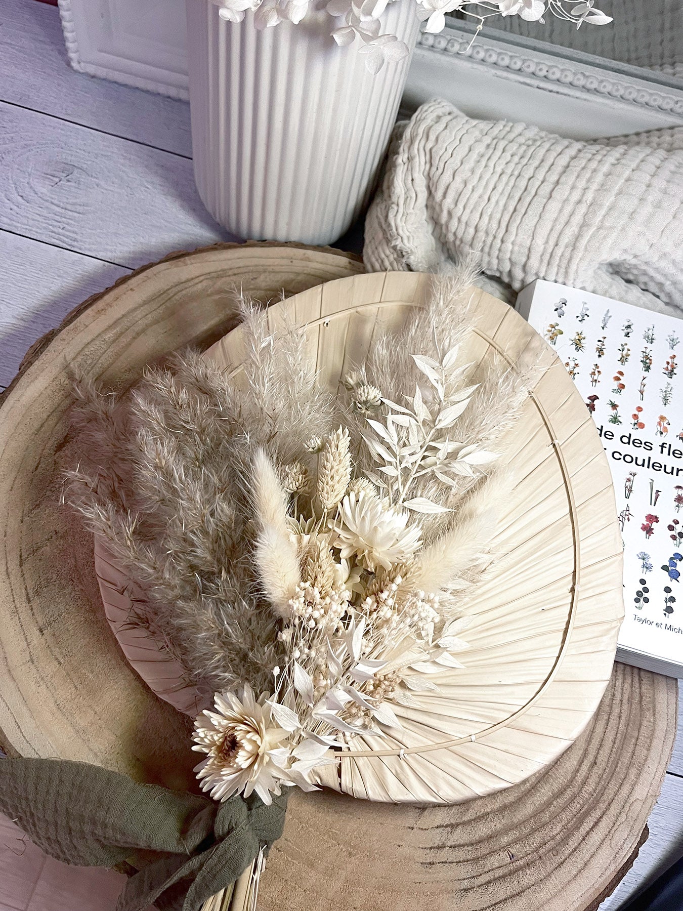 Eventail en fleurs séchées "PALMA"