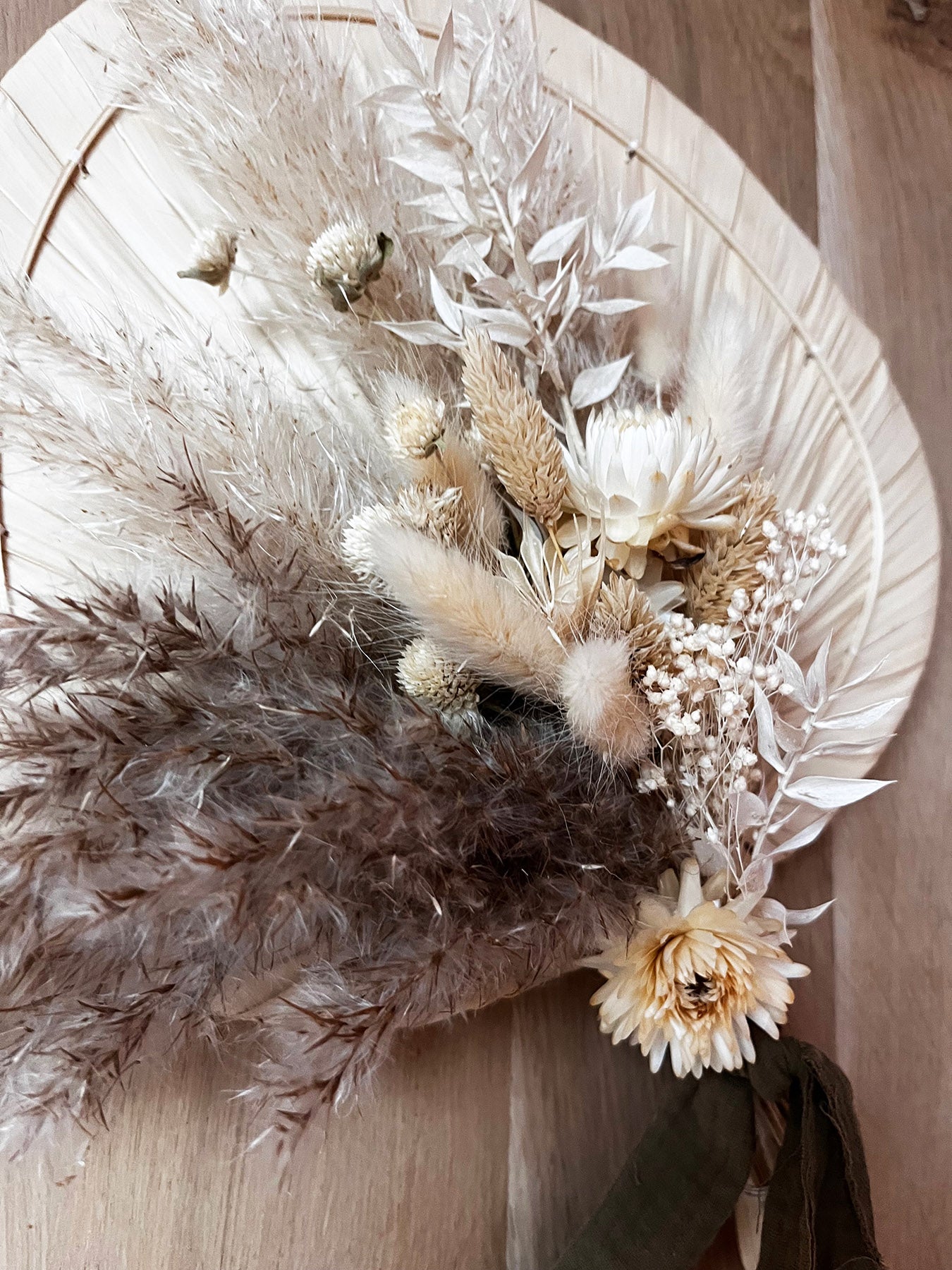 Eventail en fleurs séchées "PALMA"