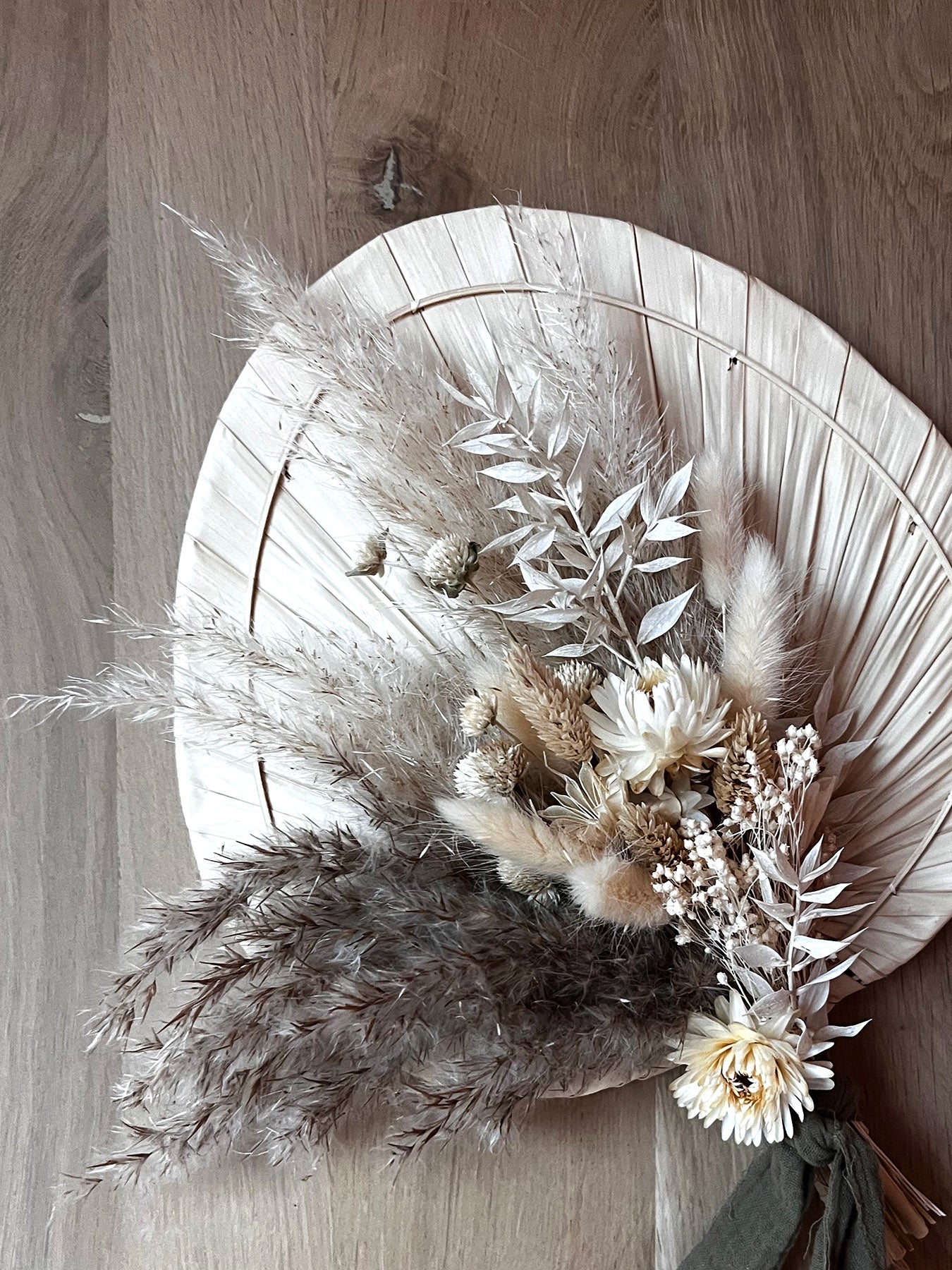 Eventail en fleurs séchées "PALMA"