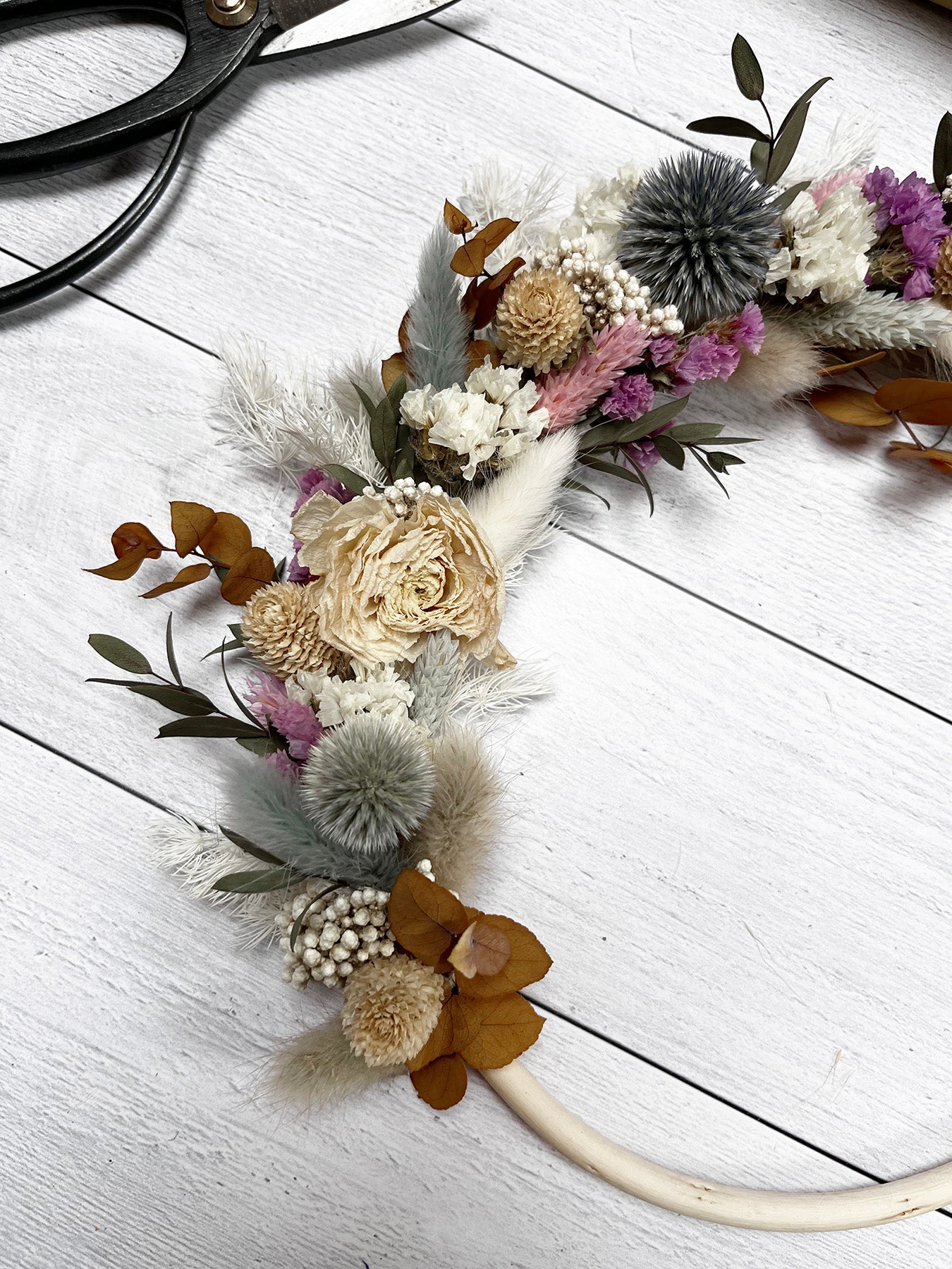 Couronne de fleurs séchées SIDONIE
