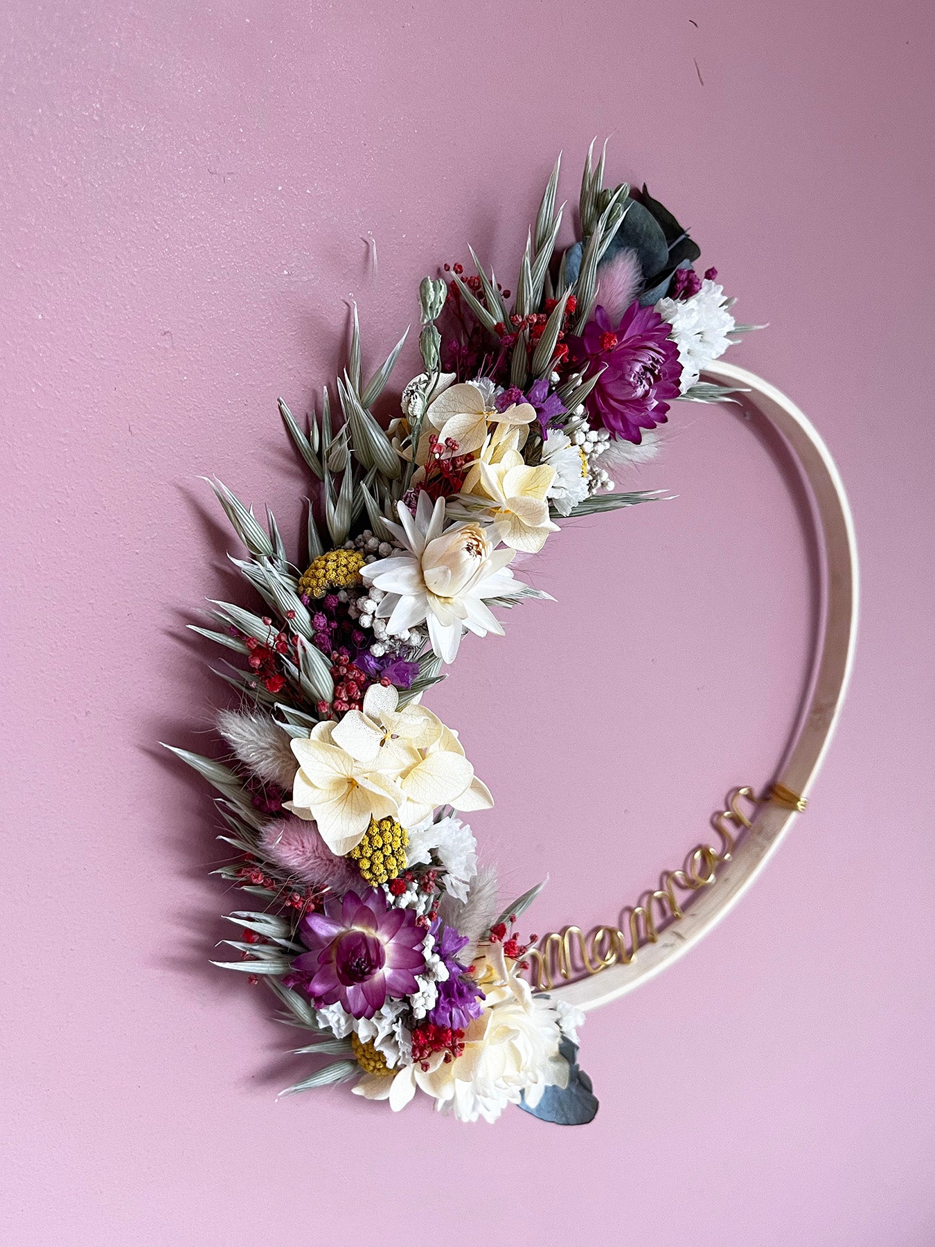 Couronne de fleurs séchées multicolore MAMAN
