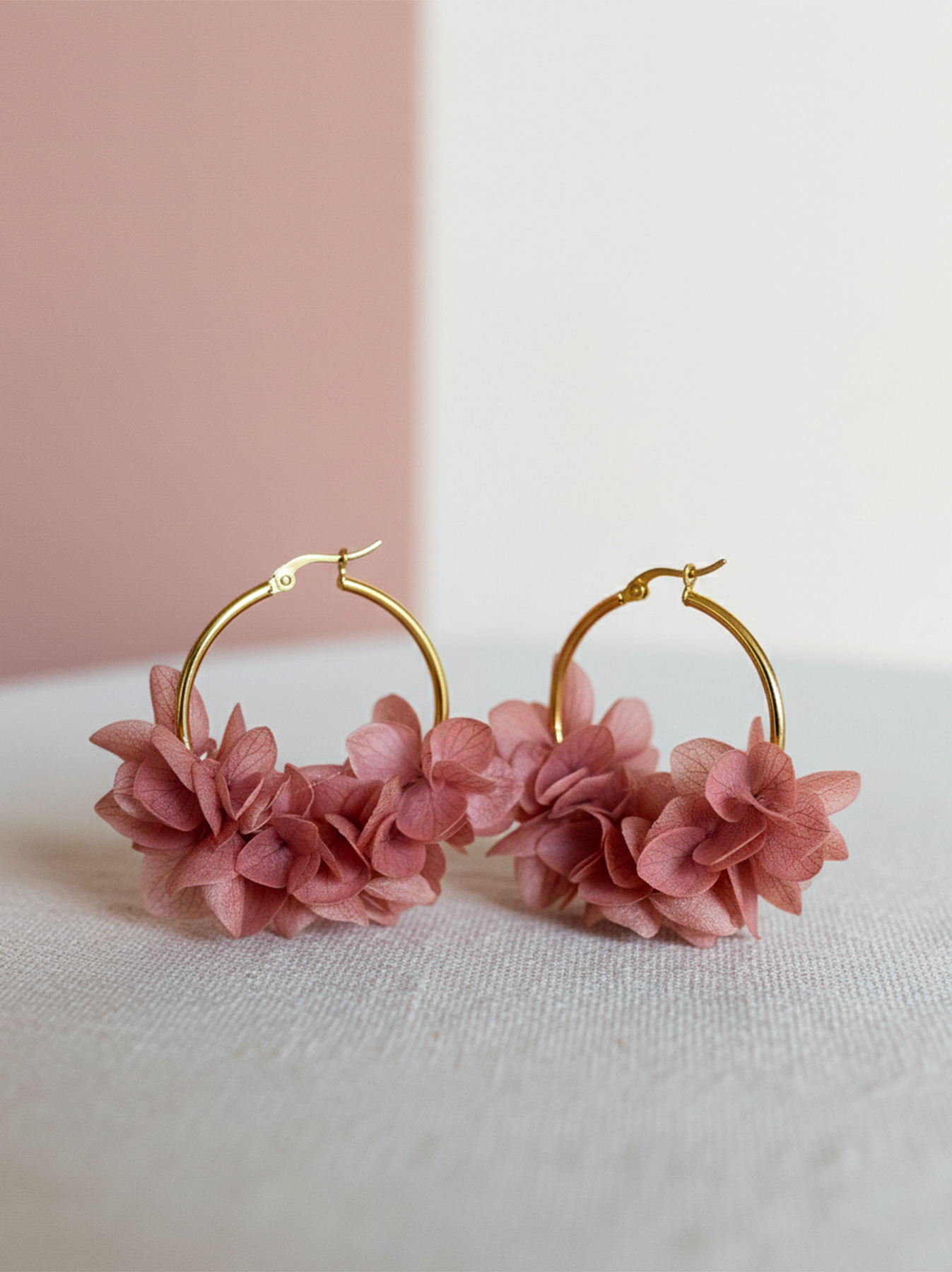 Créoles en acier inoxydable et hortensia stabilisé rose